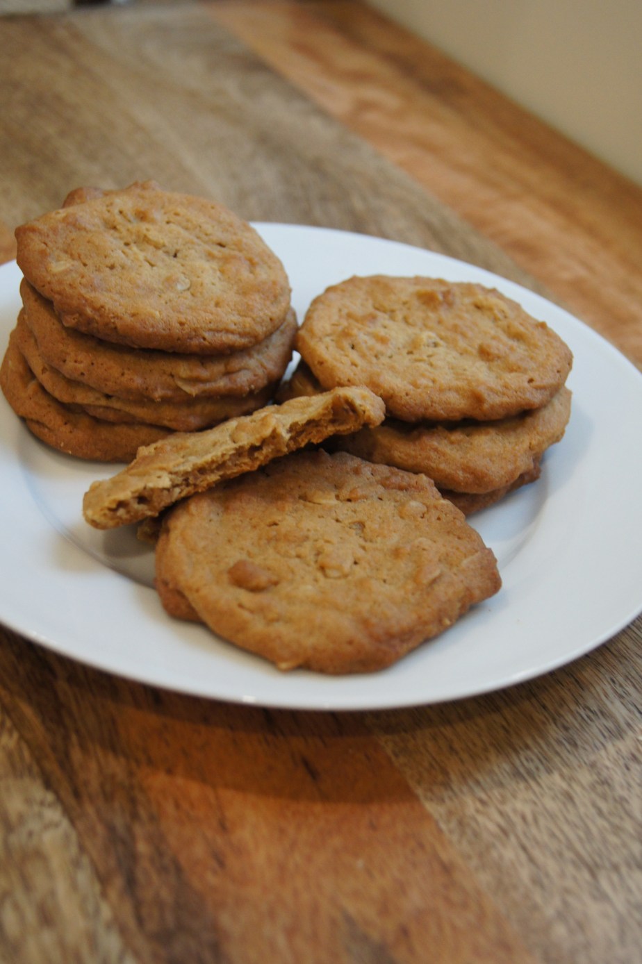 Peanut butter oatmeal&nbsp;cookies