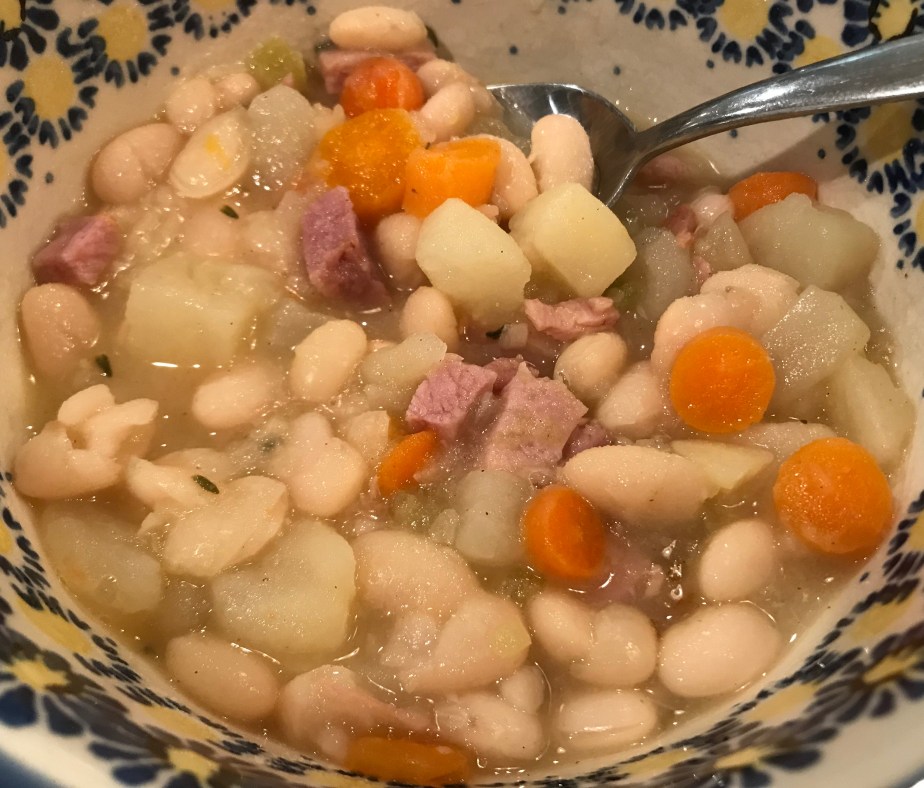 Ham, bean, and potato&nbsp;soup