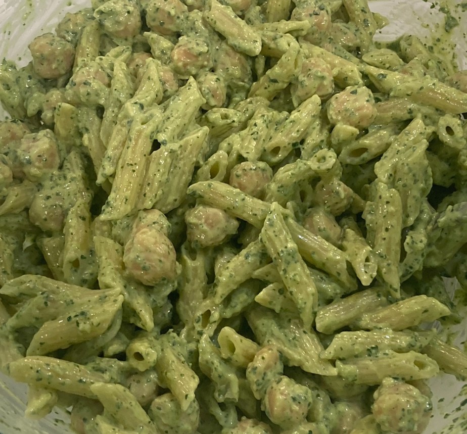 Chickpea pesto pasta